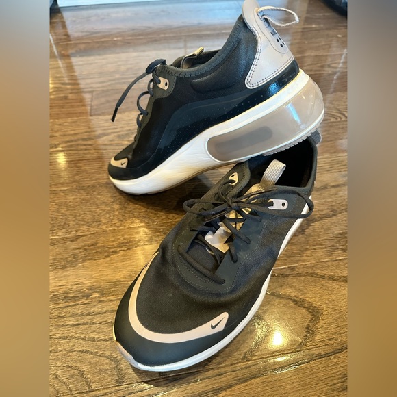 Nike AirMax Dia Women’s 9.5 - Picture 3 of 6